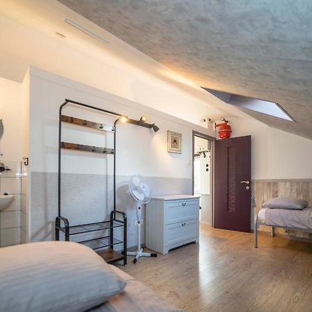 B&B De Kroonhoeve Beringen Extérieur photo