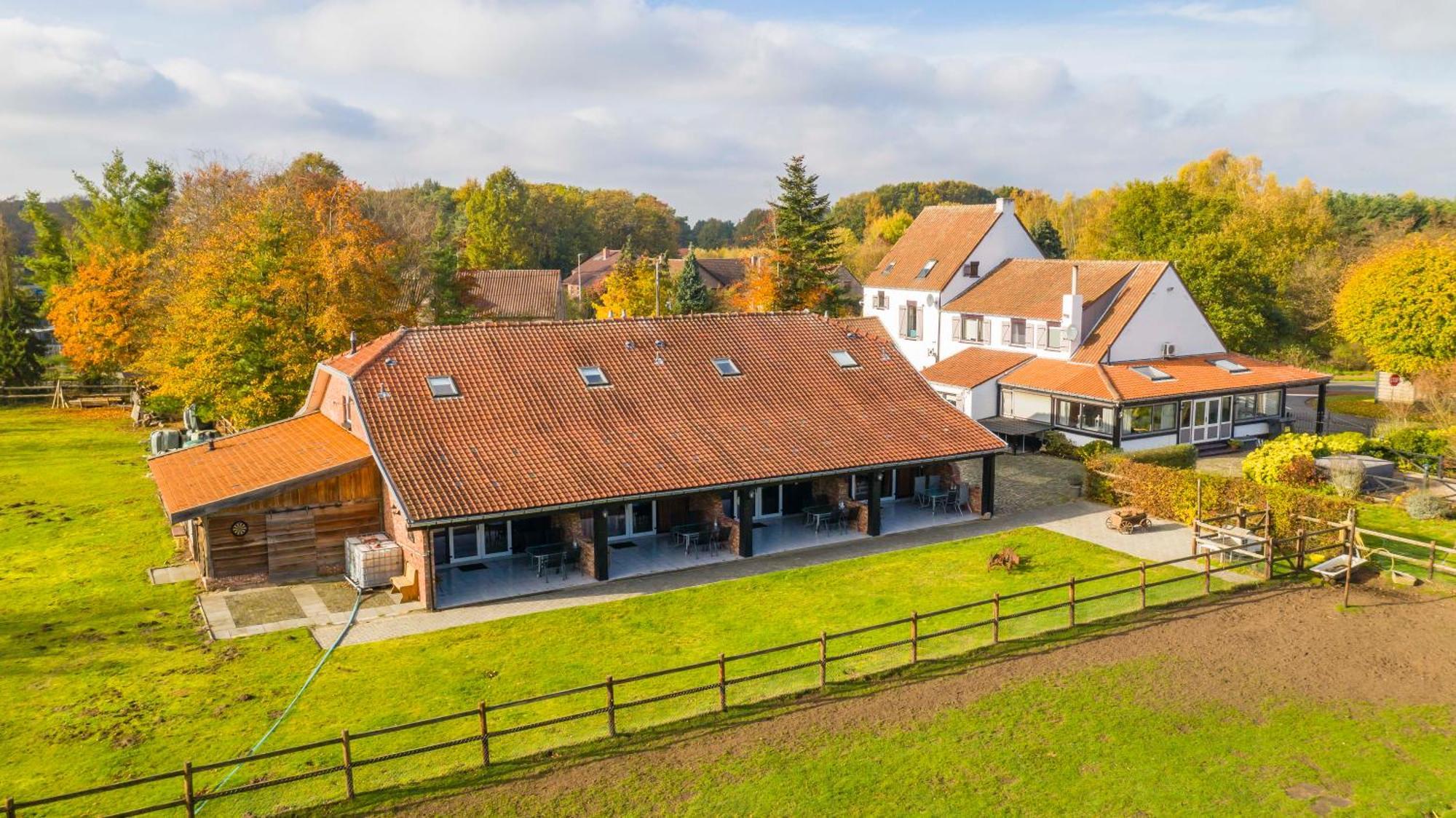 B&B De Kroonhoeve Beringen Extérieur photo