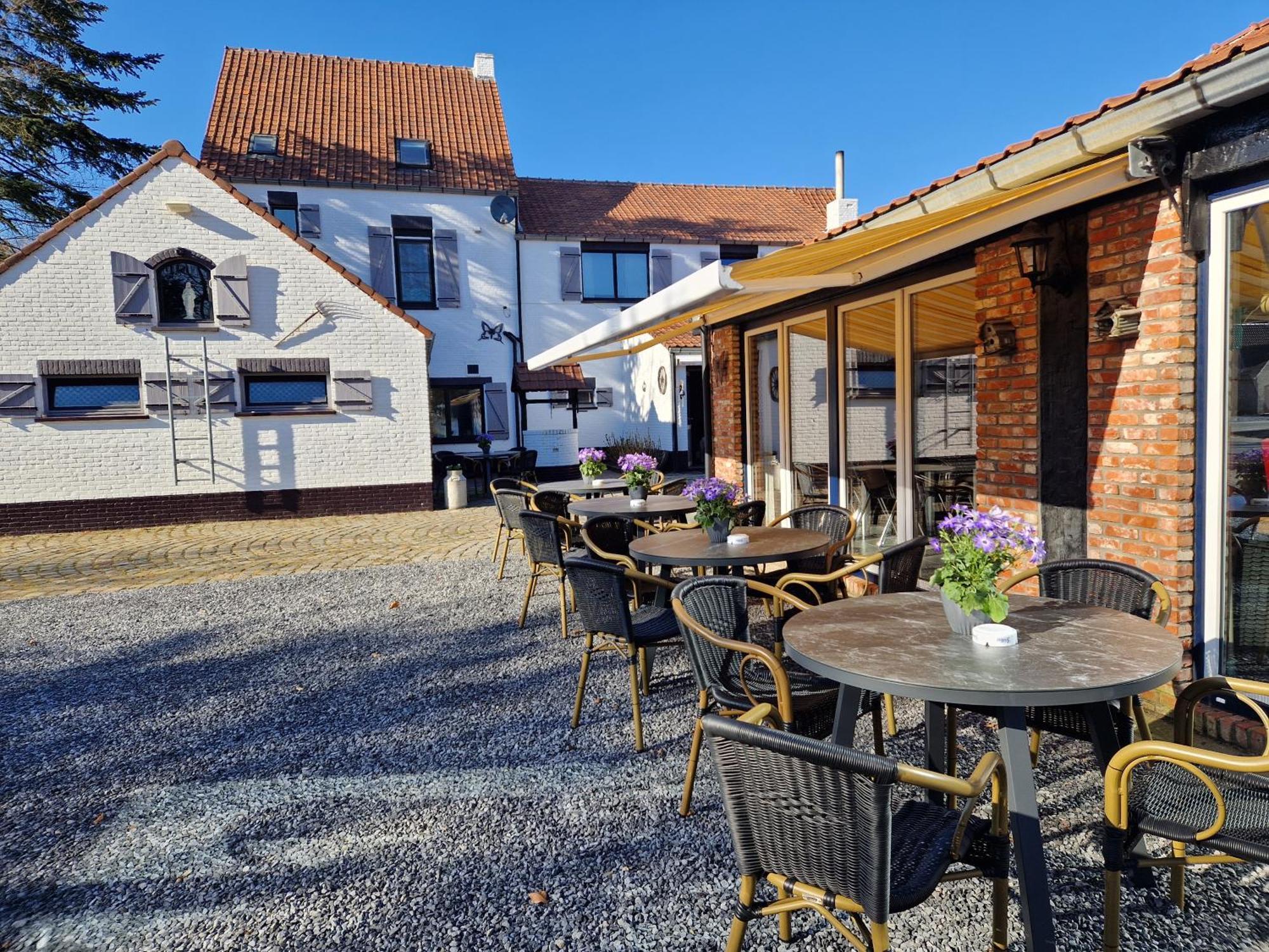 B&B De Kroonhoeve Beringen Extérieur photo